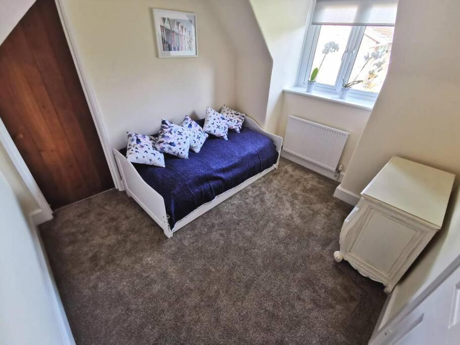 Beautiful Gate House A 4 Minute Walk From Beach Bognor Regis Exterior photo
